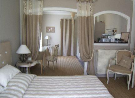 Maison d'hôtes Les D'hôtes De La Ferrage La Tour-dʼAigues
